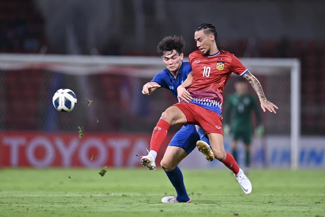 Tin nóng bóng đá Việt hôm nay 23/10: Hậu vệ Việt kiều Pháp có thể đá AFF Cup 2024, V-League xếp thứ 4 Đông Nam Á - Ảnh 2.