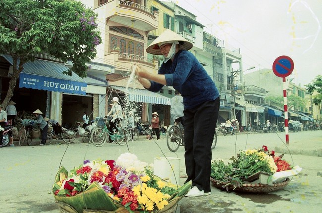 Cuộc sống sau ống kính: Những gánh hàng hoa - Ảnh 4.