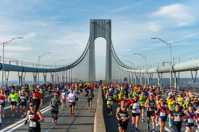 Cấm đường quá nhiều, người New York ghét marathon - Ảnh 1.