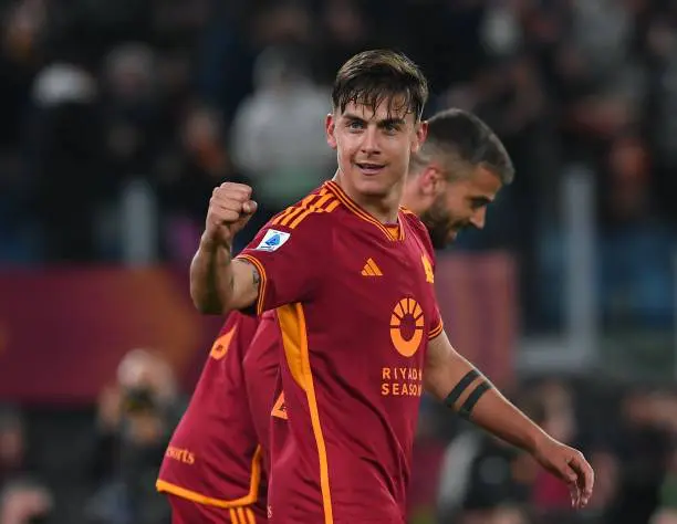 Roma thiếu Dybala ở đại chiến với Napoli