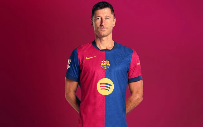 Robert Lewandowski: 'Thế hệ Yamal thực sự khác biệt, tôi đã ở rất gần đẳng cấp Messi và Ronaldo'  - Ảnh 5.