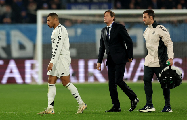 Real Madrid: Mbappe vừa hồi sinh thì lại chấn thương - Ảnh 1.