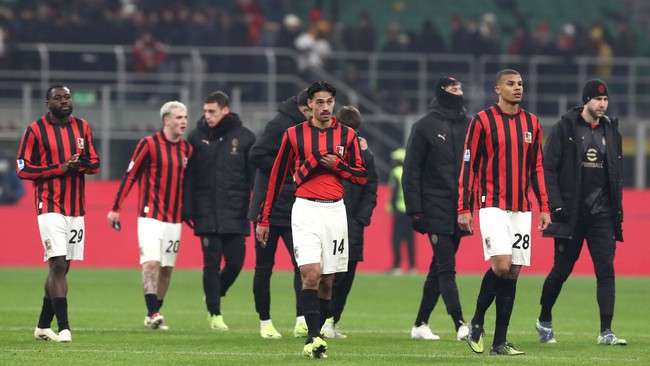 AC Milan 0-0 Genoa: Ngày kỷ niệm bị phá hỏng vì màn trình diễn đáng thất vọng - Ảnh 2.