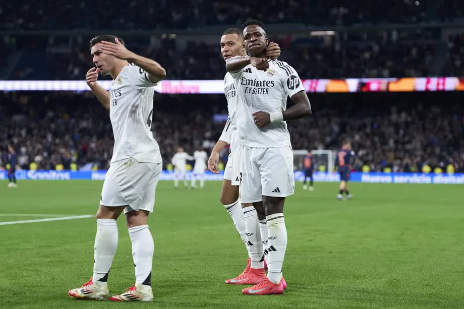 Real Madrid thắng kịch tính Celta Vigo trong ngày Mbappe và Vinicius cùng ghi bàn - Ảnh 1.