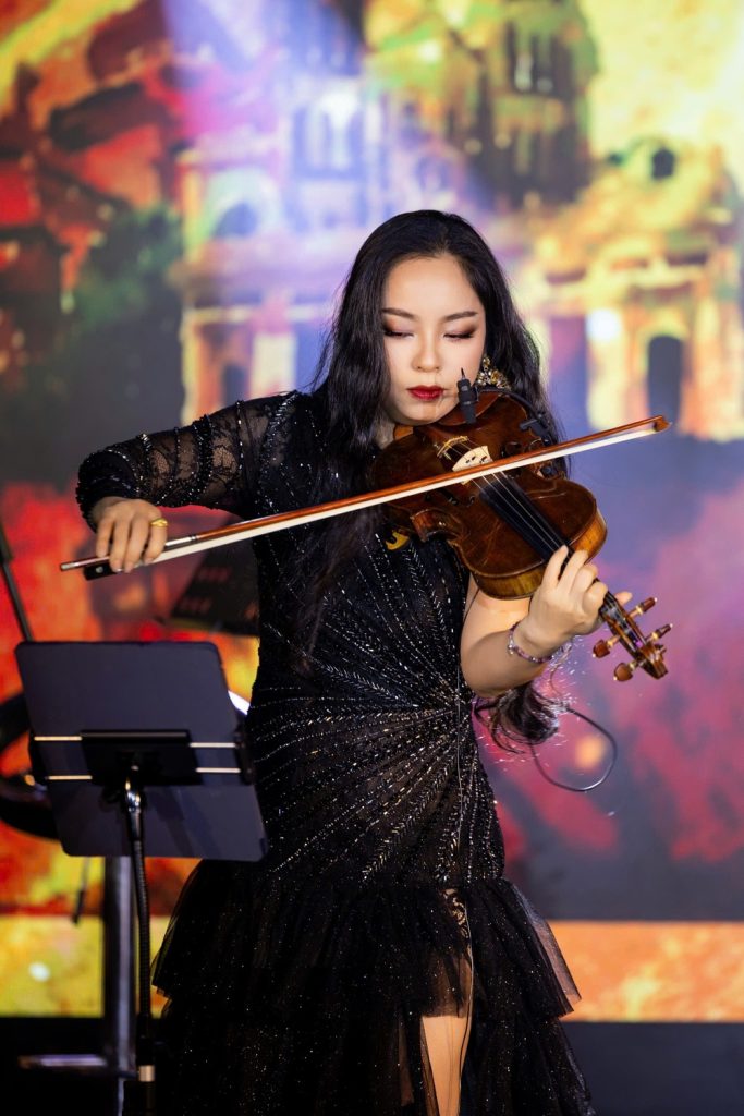 Violinist Trịnh Minh Hiền - Tự tin dấn mình vào nghiệp sáng tác - Ảnh 1.